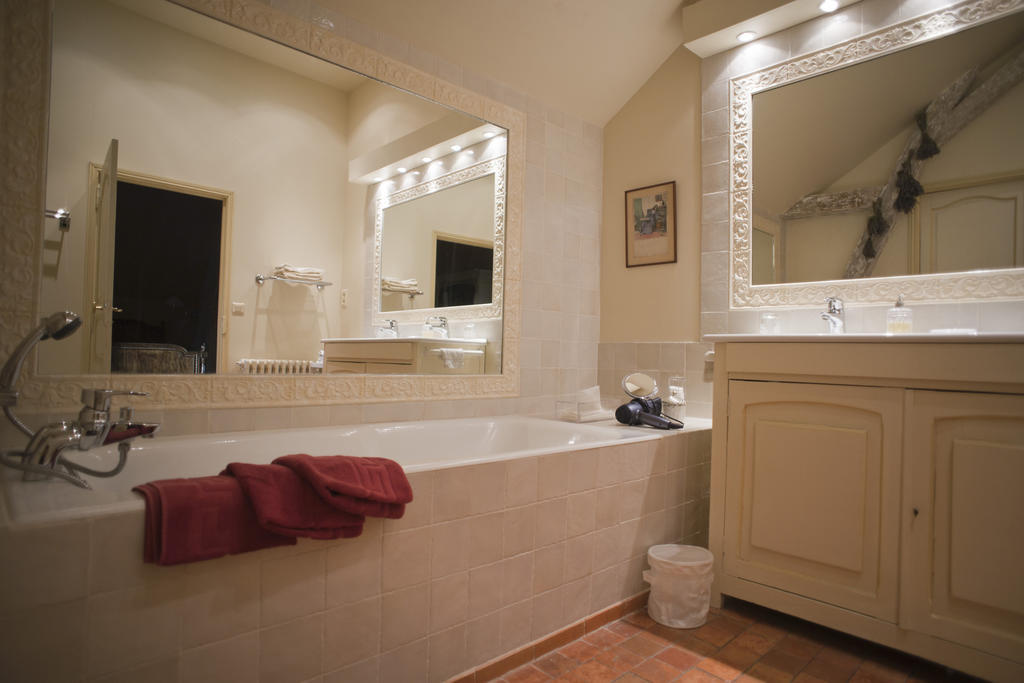 Manoir Du Bois Noblet Bed & Breakfast Louerre Ngoại thất bức ảnh