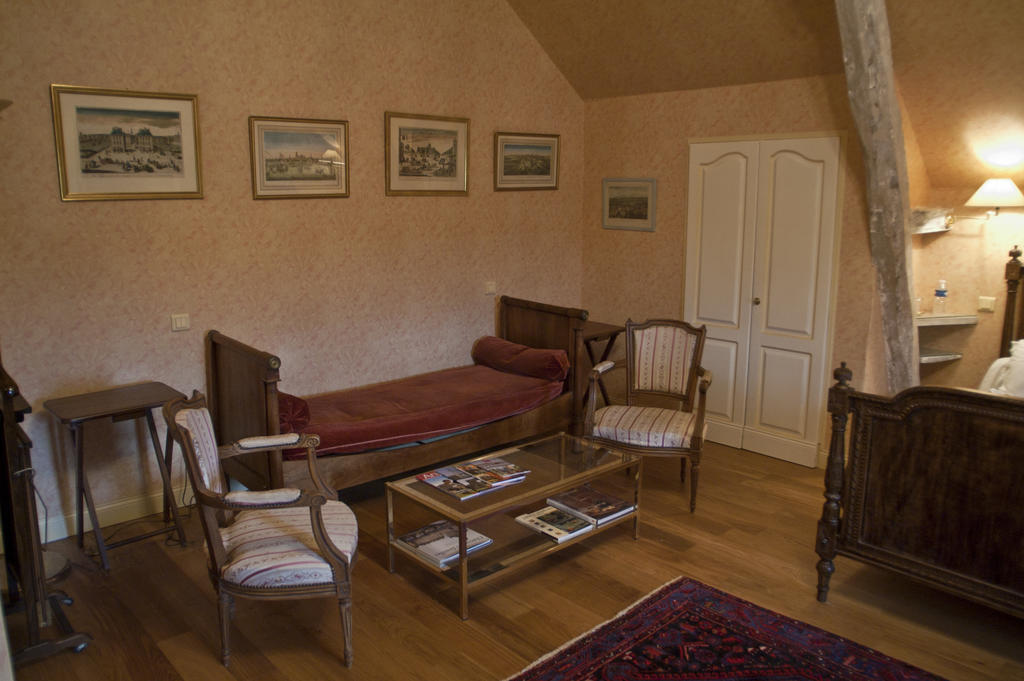 Manoir Du Bois Noblet Bed & Breakfast Louerre Phòng bức ảnh